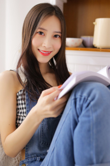 18女下面流水不遮图
